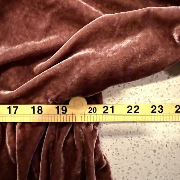 Lucky Brand Rose Taupe Velvet Long Sleeve Embroidered Top Women M Boho Peasant - Picture 7 of 7